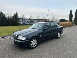 Blau Gebraucht 2000 Mercedes C180 Limousine | 2.750 € (Superpreis)