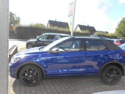 Blau Neu 2025 VW T-Roc Style SUV | 36.999 € (Etwas zu teuer)