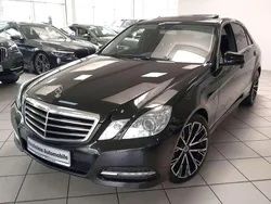 Obsidianschwarz (metallic) Gebraucht 2012 Mercedes E300 Avantgarde Limousine | 13.750 € (Guter Preis)