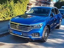 Blau Gebraucht 2018 VW Touareg SUV | 36.299 € (Guter Preis)