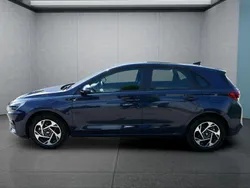Blau Neu 2025 Hyundai i30 Limousine | 19.799 € (Guter Preis)
