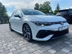 Weiß Gebraucht 2022 VW Golf VIII R Limousine | 37.990 € (Guter Preis)