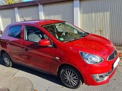 Rot Gebraucht 2018 Mitsubishi Space Star Edition Kleinwagen | 6.500 € (Guter Preis)