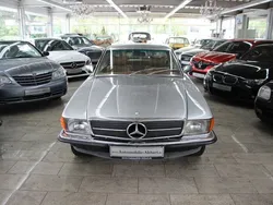 Silber Gebraucht 1979 Mercedes SLC450 Coupé | 29.900 €