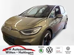 Dark olivine green metallic Gebraucht 2023 VW ID.3 Pro Kleinwagen | 33.438 € (Fairer Preis)