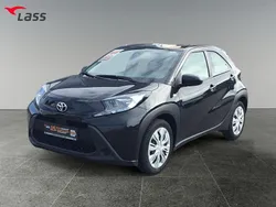 Schwarz Gebraucht 2023 Toyota Aygo X-play Kleinwagen | 15.280 €