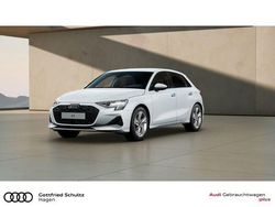 Weiss Gebraucht 2025 Audi A3 Sportback Advanced Limousine | 28.590 € (Guter Preis)