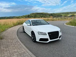 Weiß Gebraucht 2010 Audi RS5 Design Coupé | 34.999 € (Teuer)