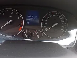 Schwarz Gebraucht 2010 Renault Laguna III Kombi | 3.999 € (Etwas zu teuer)
