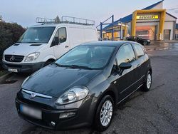 Grau Gebraucht 2011 Fiat Punto Evo Kleinwagen | 2.700 € (Fairer Preis)