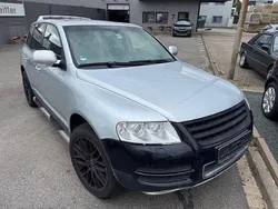 Silber Gebraucht 2005 VW Touareg SUV | 2.500 €
