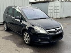Schwarz Gebraucht 2006 Opel Zafira Cosmo Van / Kleinbus | 1.490 € (Superpreis)
