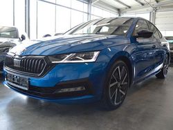 Blau Gebraucht 2021 Skoda Octavia Style Limousine | 24.780 € (Etwas zu teuer)