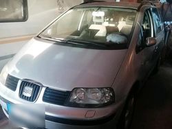 Silber Gebraucht 2006 Seat Alhambra Van / Kleinbus | 2.600 € (Fairer Preis)