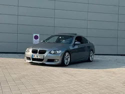 Grau Gebraucht 2007 BMW 325 Performance Coupé | 9.990 € (Fairer Preis)