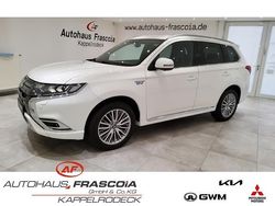 S) (weiss Gebraucht 2021 Mitsubishi Outlander P-HEV Plus SUV | 22.900 € (Fairer Preis)