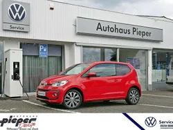 Rot Gebraucht 2017 VW up! Sound Kleinwagen | 8.780 € (Fairer Preis)