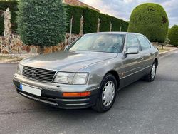 Grau Gebraucht 1997 Lexus LS400 Limousine | 9.000 €