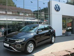 Schwarz Gebraucht 2024 VW T-Roc Life SUV | 28.990 € (Fairer Preis)