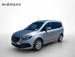 Helvinsilber metallic Gebraucht 2022 Mercedes T180 Edition Van / Kleinbus | 24.850 € (Superpreis)