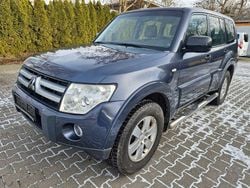Grau Gebraucht 2008 Mitsubishi Pajero Invite SUV | 8.990 €