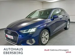 Navarrablau metallic Gebraucht 2024 Audi A3 Sportback e-tron Advanced Plus Limousine | 34.900 € (Teuer)