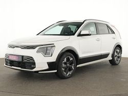 Weiß Gebraucht 2023 Kia e-Niro Spirit SUV | 26.242 € (Guter Preis)