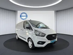 Weiß Gebraucht 2020 Ford Transit Custom Trend Van / Kleinbus | 16.499 € (Guter Preis)