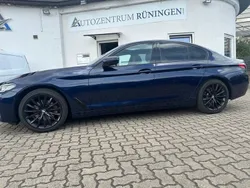 Blau Gebraucht 2021 BMW 520 Sport Line Limousine | 34.790 € (Teuer)