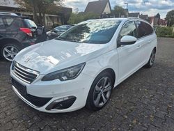 Weiß Gebraucht 2016 Peugeot 308 Allure Kombi | 5.990 € (Fairer Preis)