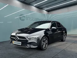 Schwarz Gebraucht 2024 Mercedes A200 Progressive Limousine | 37.050 €