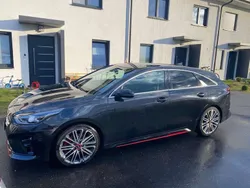 Schwarz Gebraucht 2021 Kia ProCeed Kleinwagen | 23.000 € (Fairer Preis)