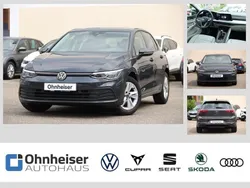 Uranograu Gebraucht 2022 VW Golf VIII Life Limousine | 19.950 € (Guter Preis)