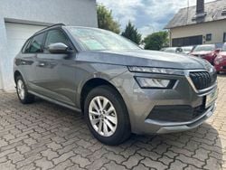 Graphite grau metallic Gebraucht 2023 Skoda Kamiq Tour SUV | 22.800 € (Guter Preis)