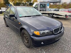 Blau Gebraucht 2003 BMW 316 Limousine | 1.190 € (Superpreis)
