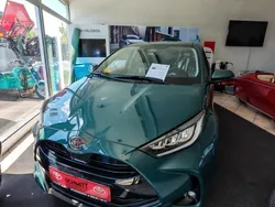 Neu 2025 Toyota Yaris Hybrid Limousine | 26.900 € (Fairer Preis)