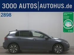 Grau Gebraucht 2023 VW Golf VIII Pro Limousine | 19.780 € (Guter Preis)