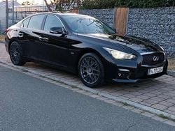 Schwarz Gebraucht 2015 Infiniti Q50 Limousine | 15.900 €