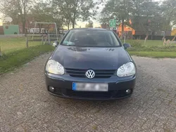 Blau Gebraucht 2007 VW Golf V Kleinwagen | 3.500 € (Fairer Preis)