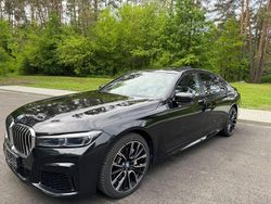 Schwarz Gebraucht 2017 BMW 740L Sport Line Limousine | 25.499 € (Fairer Preis)