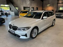 Andere Gebraucht 2022 BMW 320 Sport Line Kombi | 26.980 € (Guter Preis)