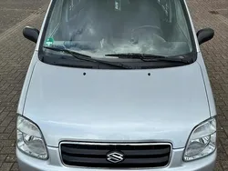 Silber Gebraucht 2004 Suzuki Wagon R Kleinwagen | 2.950 €