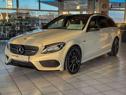 Manufaktur diamantweiss bright Gebraucht 2018 Mercedes C43 AMG AMG Kombi | 32.990 € (Fairer Preis)