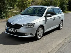 Silber Gebraucht 2021 Skoda Fabia Limousine | 13.790 € (Guter Preis)