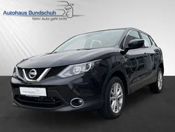 Schwarz Gebraucht 2017 Nissan Qashqai Acenta SUV | 17.990 € (Etwas zu teuer)