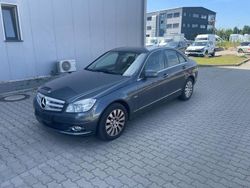 Grau Gebraucht 2010 Mercedes C220 Avantgarde Limousine | 9.700 € (Etwas zu teuer)