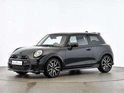 Grau Gebraucht 2024 Mini John Cooper Works Kleinwagen | 32.145 € (Etwas zu teuer)