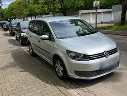 Silber Gebraucht 2010 VW Touran Van / Kleinbus | 3.500 € (Fairer Preis)