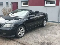 Schwarz Gebraucht 2005 Opel Astra Cabriolet Eco Cabrio | 1.800 € (Guter Preis)