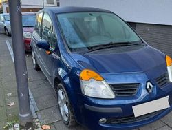 Blau Gebraucht 2005 Renault Modus Van / Kleinbus | 2.499 € (Etwas zu teuer)